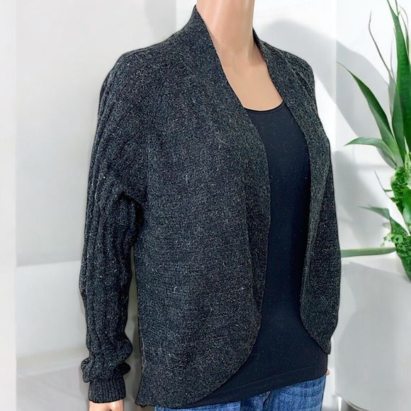 H&M Basic Charcoal Gray Mohair Ribbed Shrug Cardigan - Picture 9 of 15